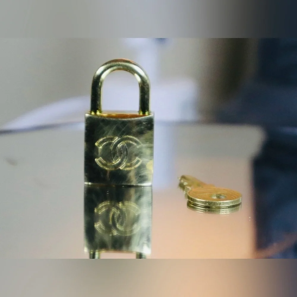 “Host Pick” CHANEL VTG Authentic Padlock & Key Set Rare